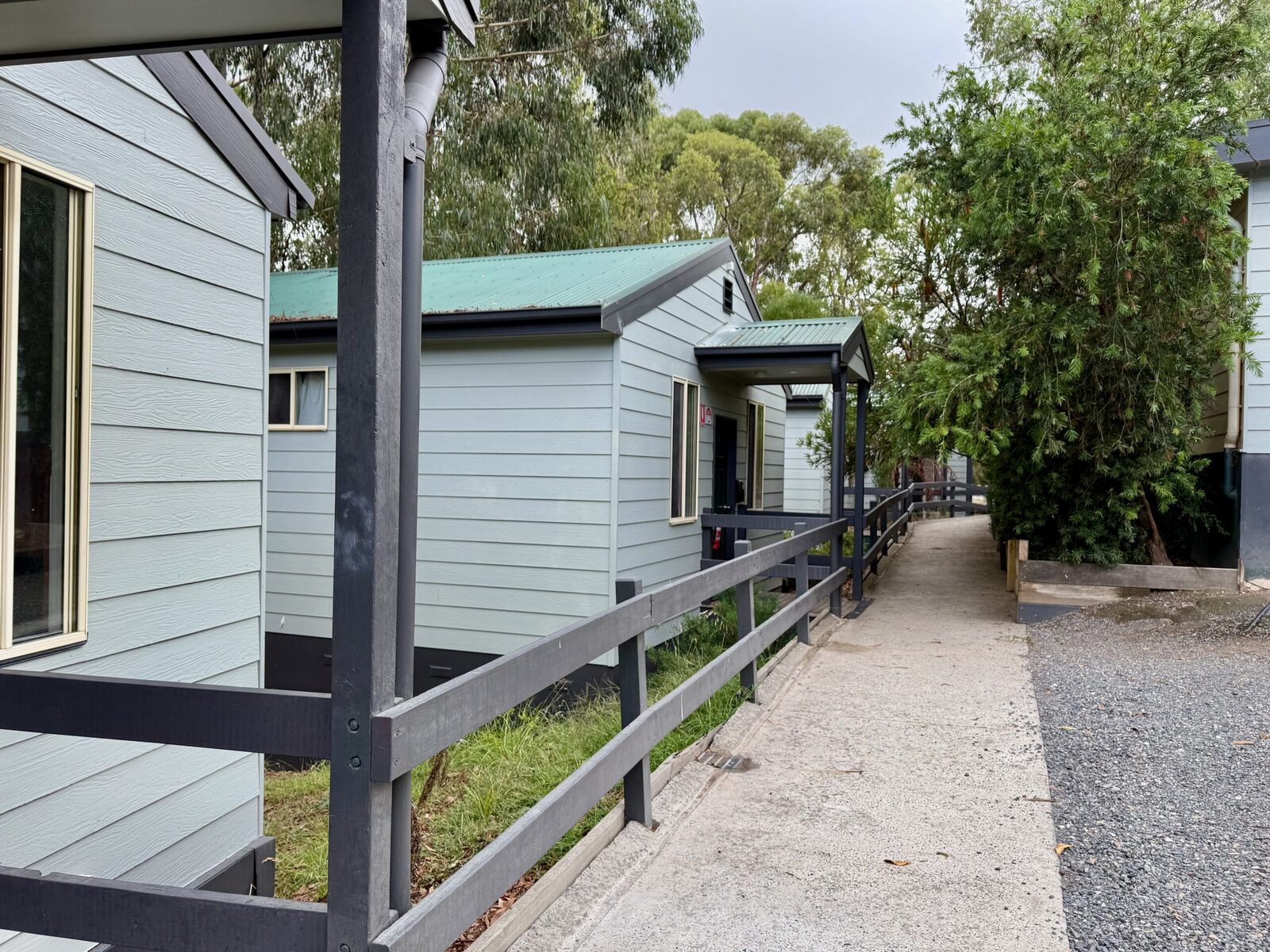 Accommodation cabins at Oasis Camp